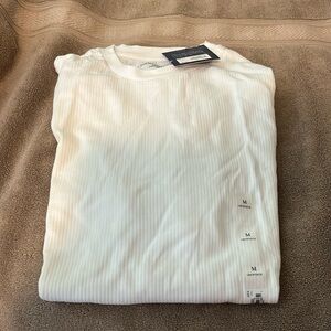 Croft&Barrow men’s med white crew neck tee shirt white brand new unworn perfect